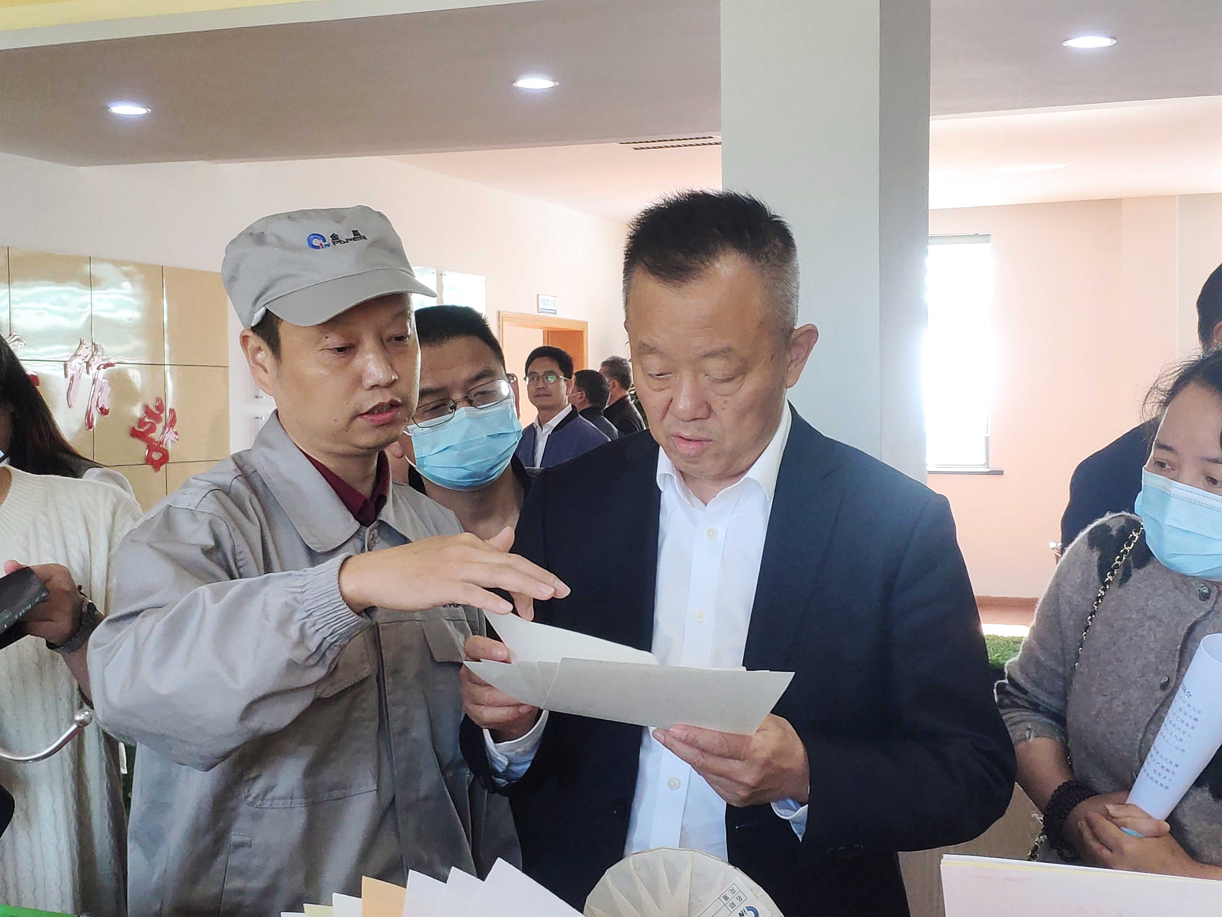 副市長王良春來我司考察訪問